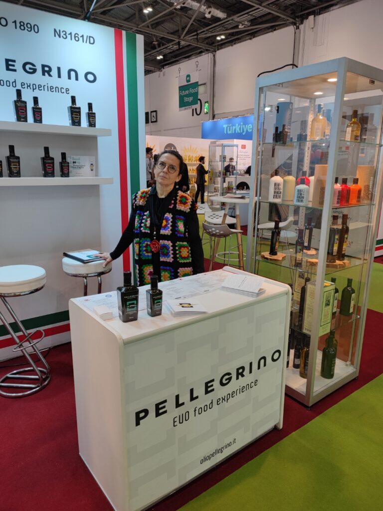 olio-pellegrino-londra-ife-2022_08